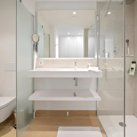 Apartment Vivi Homes - Levi Pool, Garden, Gym &