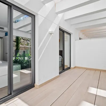Apartamento Vivi Homes - Levi Pool, Garden, Gym & Fuengirola