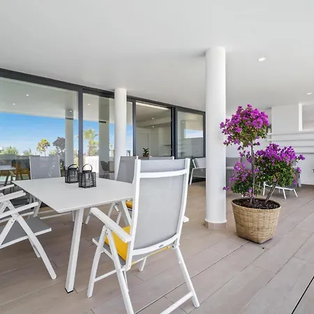Apartment Vivi Homes - Levi Pool, Garden, Gym & Fuengirola
